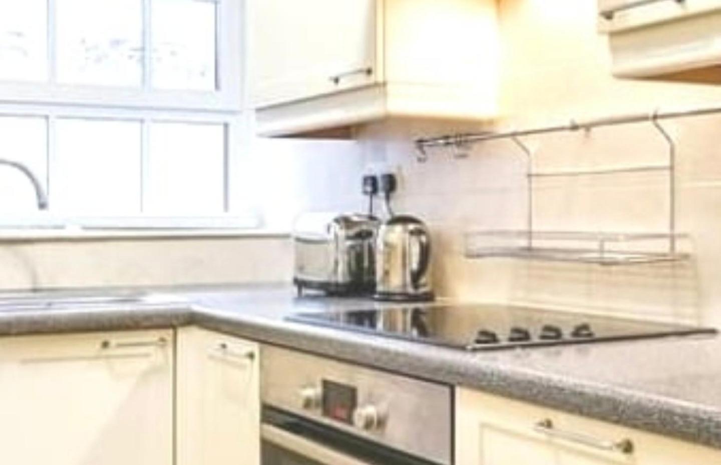 Sunny 1 Bedroom Flat In Central Лондон Екстер'єр фото